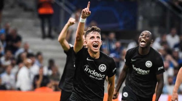 Μαρσέιγ – Άιντραχτ Φρανκφούρτης 0-1: Ο Λίντστρομ έδωσε τη λύση και το διπλό