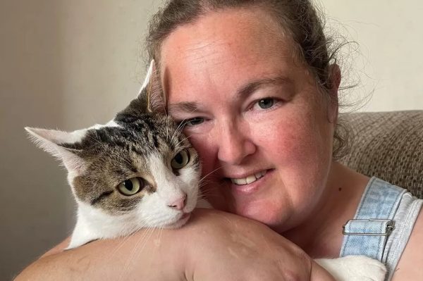 Βρετανία: Γάτος έσωσε 42χρονη γυναίκα που έπαθε καρδιακή προσβολή