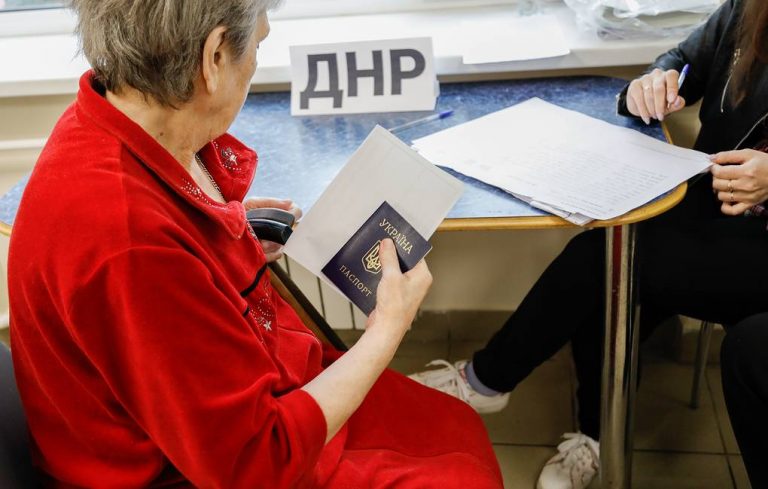 Ρωσία: Πόσοι ψήφισαν την πρώτη ημέρα των δημοψηφισμάτων – Ποιες χώρες έστειλαν παρατηρητές – Επιθέσεις από την Ουκρανία