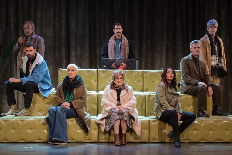 Η «Ποντικοπαγίδα» της Αγκάθα Κρίστι με 8 ανατρεπτικούς ήρωες στο θέατρο Νέο Ακάδημος