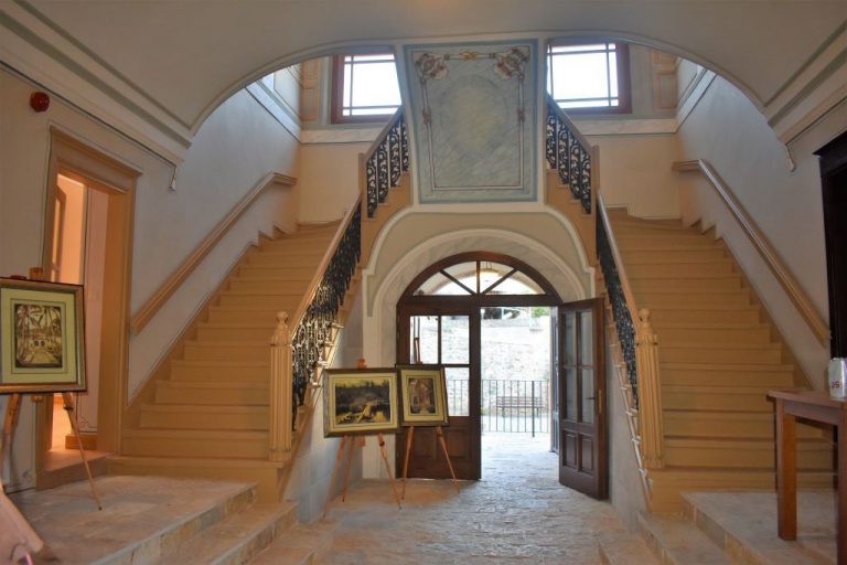 Εντυπωσιακό το ανακαινισμένο Παλαιό Δημαρχείο Ξάνθης