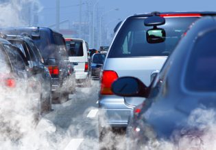 Αυτοκίνητο: «Δημιουργική λογιστική» στον υπολογισμό των ρύπων