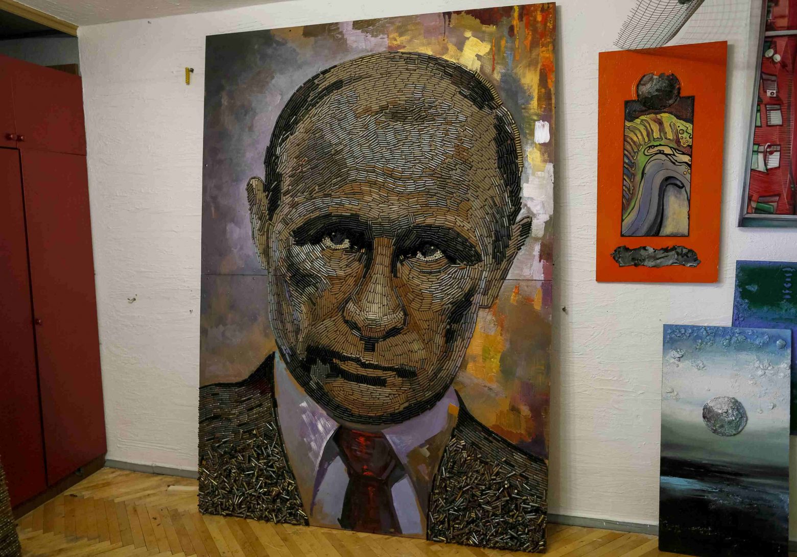 Ο πόλεμος του Πούτιν κλονίζει τη Δημοκρατία στην Ευρώπη