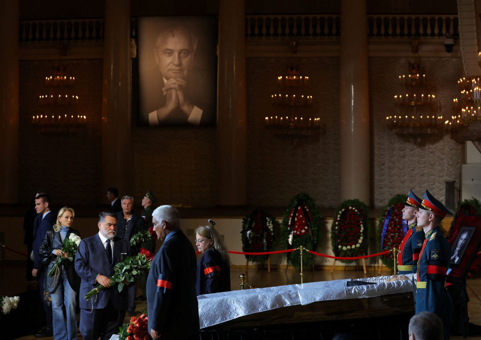 Μ. Γκορμπατσόφ: Βίντεο και φωτογραφίες από την κηδεία του τελευταίου σοβιετικού ηγέτη- Χωρίς την παρουσία Δυτικών ηγετών και του Βλαντίμιρ Πούτιν η κηδεία του