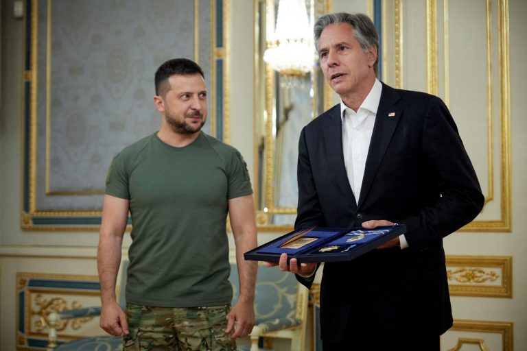 Μπλίνκεν: Δεύτερη επίσκεψη στην Ουκρανία – Υποσχέθηκε άλλα δύο δισεκατομμύρια δολάρια για βοήθεια