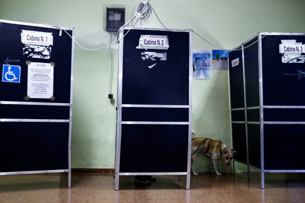 Εκλογές στην Ιταλία: Αντίστροφη μέτρηση μέχρι τα exit polls