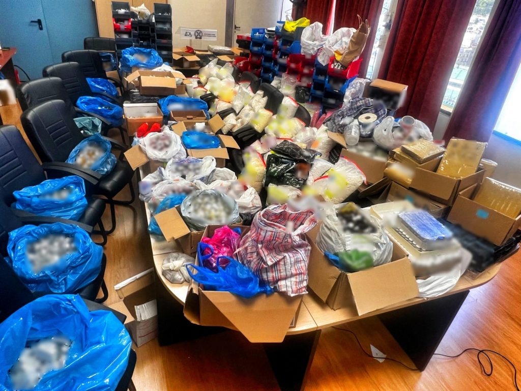 Εξαρθρώθηκε οργάνωση με διεθνή δράση που διακινούσε αναβολικά – Κατασχέθηκε ποσότητα μαμούθ