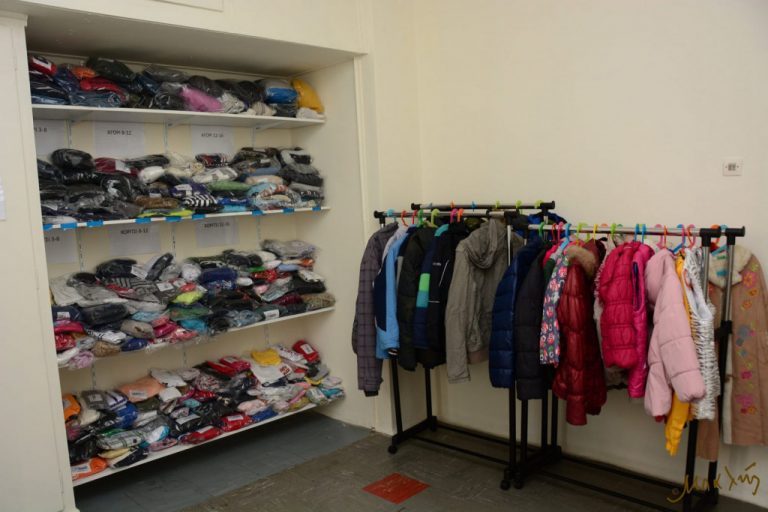 Ρούχα και παπούτσια χρειάζεται ο Δήμος Αμαρουσίου για την στήριξη ευπαθών ομάδων πληθυσμού