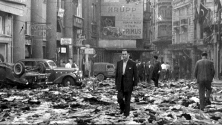 Σεπτεμβριανά 1955: Το πογκρόμ του τουρκικού όχλου κατά των Ελλήνων της Κωνσταντινούπολης