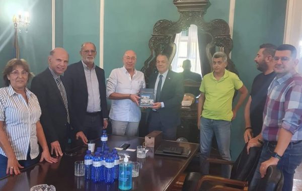 Ο ομογενής Γερουσιαστής Λεωνίδας Ραπτάκης από το Δημαρχείο της Ανατολικής Σάμου: «Η Ελλάδα είναι ισχυρή παγκοσμίως»