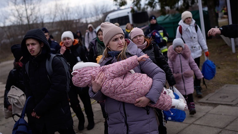 Ρηνανία-Βεστφαλία: Απειλεί να σταματήσει να υποδέχεται πρόσφυγες από την Ουκρανία