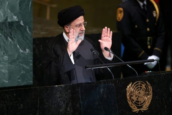 ΟΗΕ: Ο πρόεδρος του Ιράν αμφισβητεί την αξία μιας πυρηνικής συμφωνίας – Υπόσχεται έρευνα για τον θάνατο της Αμινί