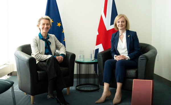 Νέα Υόρκη: Φον Ντερ Λάιεν και Λιζ Τρας καταδίκασαν τις ενέργειες της Ρωσίας στην Ουκρανία