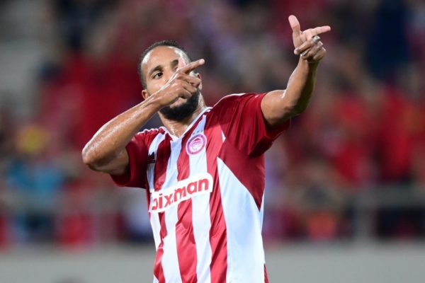 Συνεχίζει να γράφει ιστορία ο Ελ Αραμπί: «Έπιασε» τον Ίβιτς και κυνηγά τον Τζιοβάνι