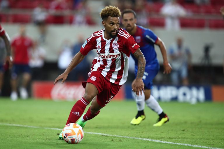 Ολυμπιακός – Βόλος 1-1: Έχασε τα… άχαστα ο Ντε Λα Φουέντε