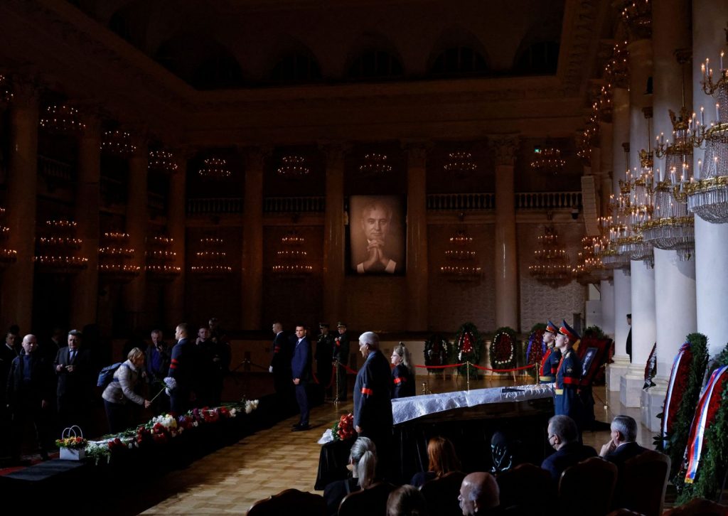 Μιχαήλ Γκορμπατσόφ: Το τελευταίο «αντίο» στον ηγέτη που έβαλε τέλος στον Ψυχρό Πόλεμο