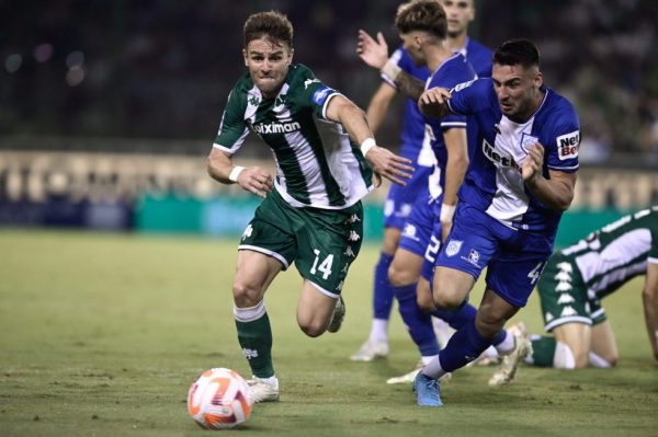 Παναθηναϊκός: Ο Γιοβάνοβιτς δίνει φανέλα βασικού στον Σάντσες στην αναμέτρηση της Τούμπας