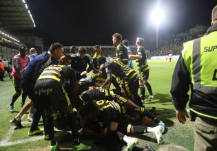 Άρης – Ολυμπιακός 2-1: Τα πάνω – κάτω σε τέσσερα λεπτά