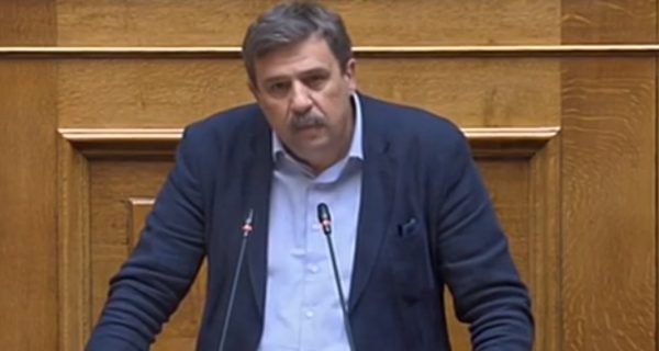 Ανδρέας Ξανθός: «Είχαμε την πιο αδιαφανή, αυταρχική, ιδεοληπτική και καταστροφική διαχείριση της πανδημίας στην Ευρώπη»