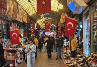 Έρμαιο της τουρκικής πολιτικής οι Σύροι;