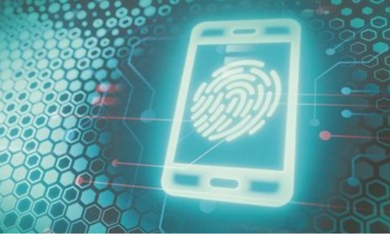 Υποκλοπές: «Μετωπική» Πέτσα – ΠΑΣΟΚ για την παρακολούθηση Ανδρουλάκη από την ΕΥΠ