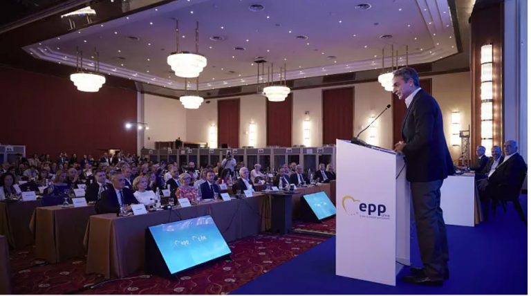 Κυριάκος Μητσοτάκης: Προστατεύουμε τα σύνορά μας με σεβασμό στα ανθρώπινα δικαιώματα – Η Τουρκία εργαλειοποιεί πρόσφυγες 