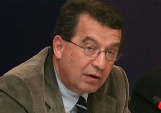 Υποκλοπές – Γιάννης Ρουμπάτης: «Ρεσιτάλ παραπληροφόρησης από άγνωστους σε εμένα κύκλους»