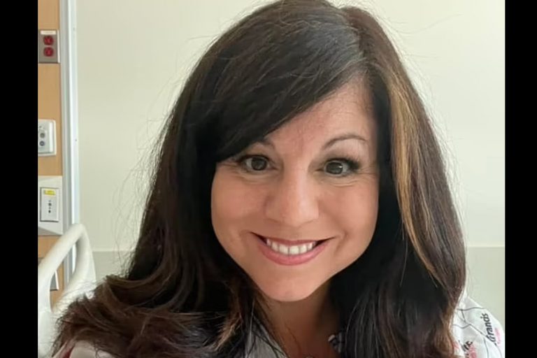 ΗΠΑ: Παρουσιάστρια έπαθε εγκεφαλικό στον «αέρα» – Ζήτησε συγγνώμη καθώς έχανε τα λόγια και την όρασή της