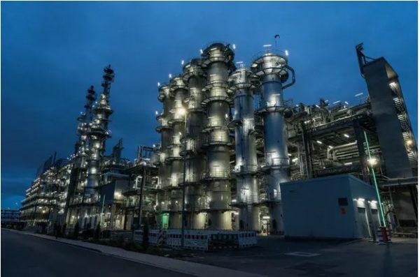 Ενέργεια: Πώς η κατανομή φυσικού αερίου σε ένα εργοστάσιο της Γερμανίας μπορεί να βυθίσει σε κρίση την Ευρώπη