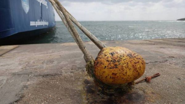 Μετ’ εμποδίων τα δρομολόγια των πλοίων λόγω ανέμων