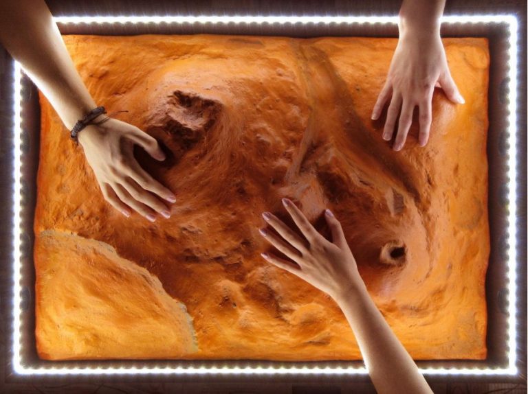 ΕΚΠΑ: Σπουδαία διάκριση για τους συντελεστές της έκθεσης «Οι Πλανήτες στο Χέρι Σου»