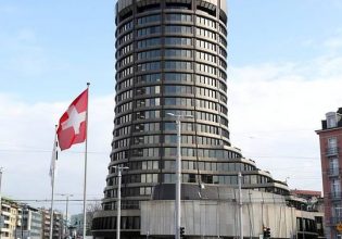 BIS: Οι κεντρικές τράπεζες να προχωρήσουν επιθετικά στις αυξήσεις των επιτοκίων