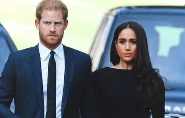 Βρετανία: Οι αποφάσεις του βασιλιά Κάρολου που έχουν εξοργίσει Χάρι και Μέγκαν