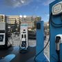 PPC blue – Sklavenitis collaborate for 1,400 charging points in stores throughout Greece