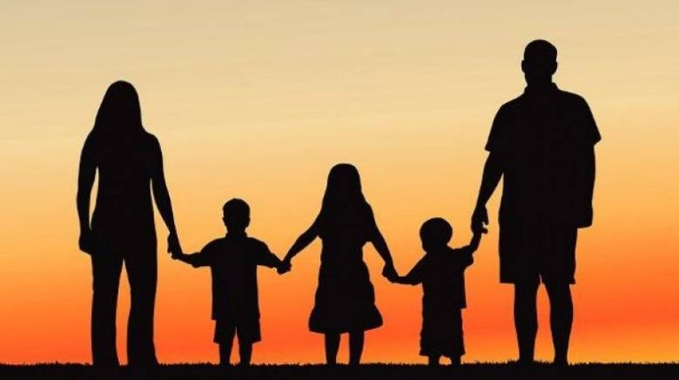 Editorial Ta Nea: A mature response to the demographic problem