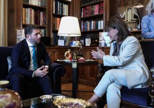 Σακελλαροπούλου σε Ανδρουλάκη: Η υπόθεση έχει πάρει το δρόμο της ενώπιον των αρχών