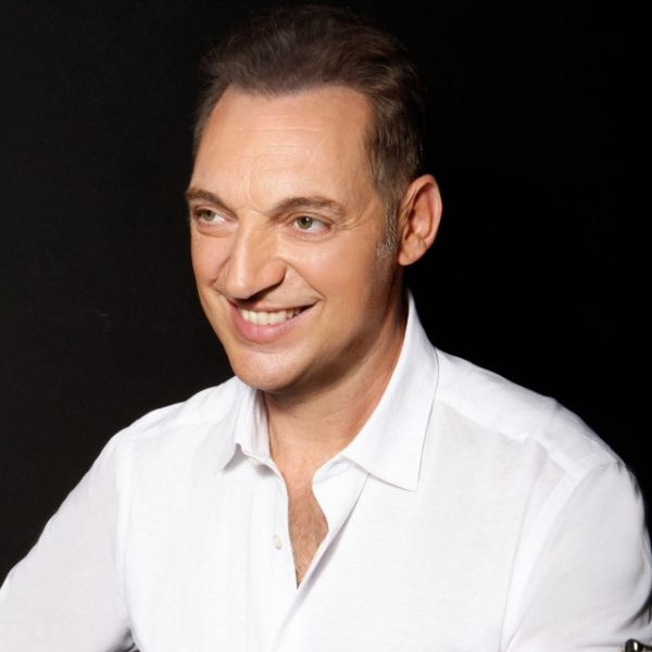 «Για όλα εκείνα τζιέρι μου θε να σου τραγουδήσω», συναυλία στο Θέατρο Βράχων