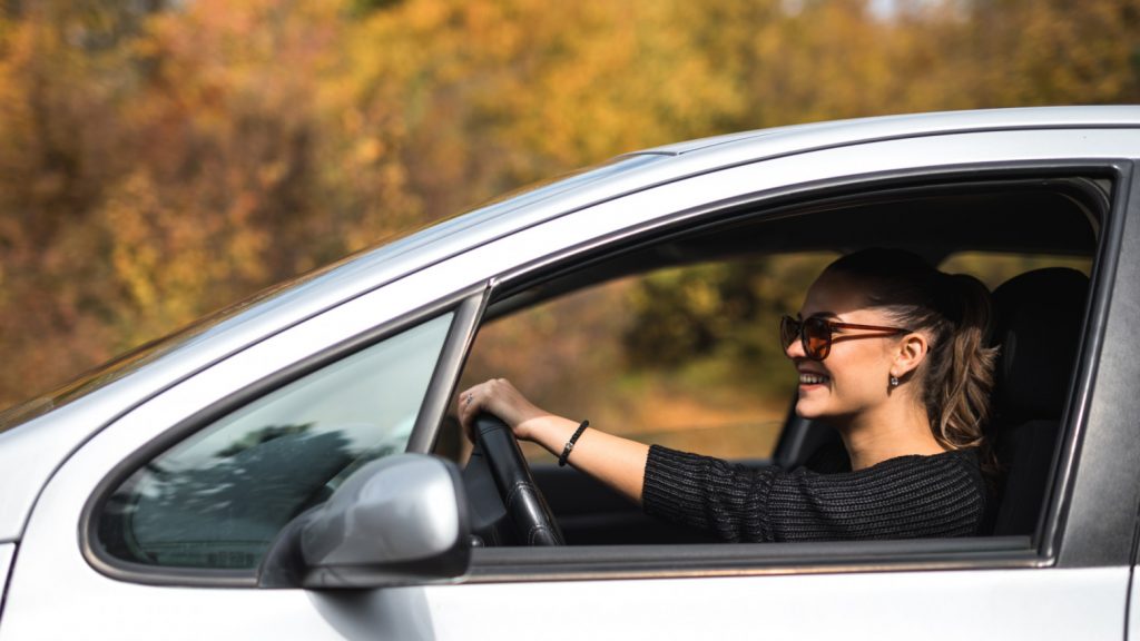 Aυτοκίνητο χωρίς αναμονή και προκαταβολή; Κάνε Switch με την Avis