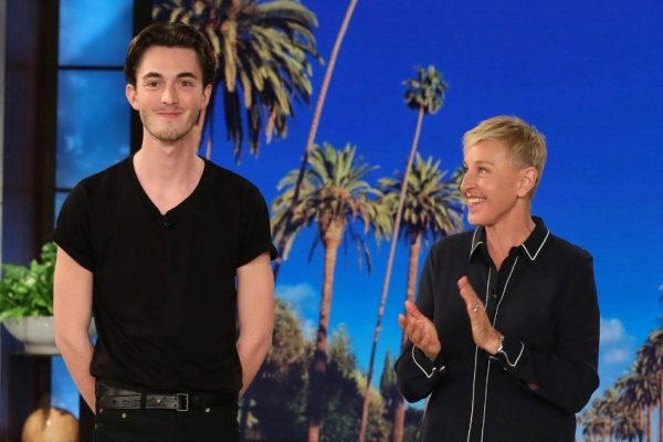 Έλεν Ντε Τζένερις: Η αποκαθήλωση – «Δεν έχω γνωρίσει κανέναν πιο χειριστικό και εγωκεντρικό από εκείνη»