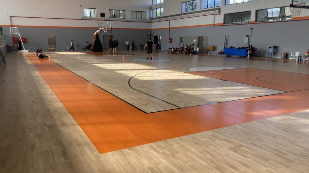 Αντικατάσταση δαπέδου στο κλειστό γυμναστήριο Μελισσίων