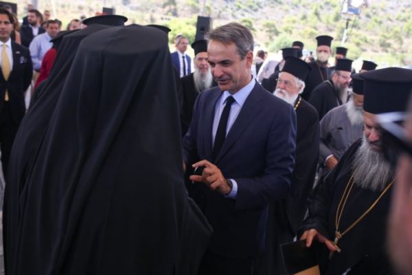 ΤΑΙΠΕΔ: Υπεγράφη η συμφωνία με την Εκκλησία για την αξιοποίηση έκτασης στο Σχιστό