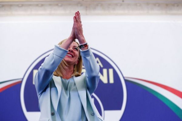 Τι σημαίνει η δεξιά στροφή στην Ιταλία