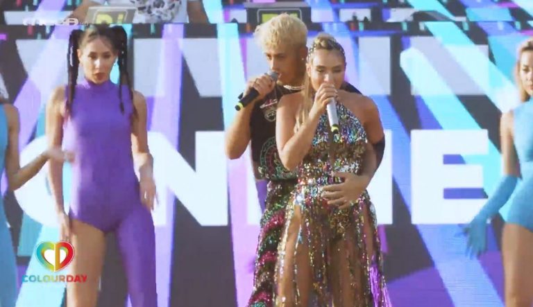 Konnie Metaxa και Tasos Xiarcho «κέρασαν» το κοινό του Colourday