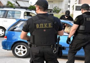 Ζεφύρι: Βεντέτα μεταξύ οικογενειών οι πυροβολισμοί – Εκτός κινδύνου το κοριτσάκι που δέχθηκε τη σφαίρα