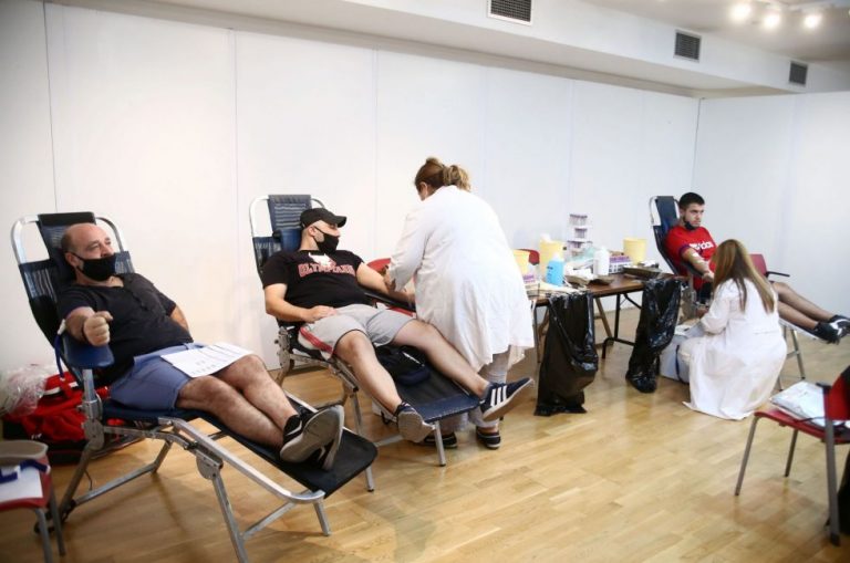Ολυμπιακός: Με απόλυτη επιτυχία διεξήχθη η εθελοντική αιμοδοσία (vid)