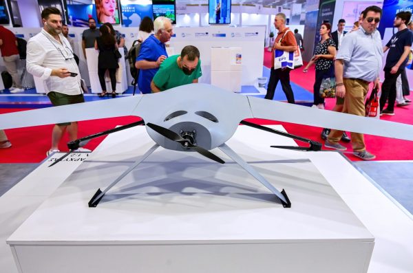 Αρχύτας: Ξεκινά φέτος η κατασκευή του ελληνικού drone κάθετης προσαπογείωσης