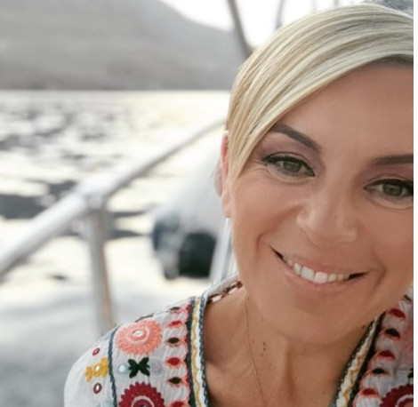 Αντιγόνη Ανδρεαδάκη: «Αν προλαβαίνετε κάντε το ραντεβού σήμερα για τη μαστογραφία, μην το μεταθέτετε».