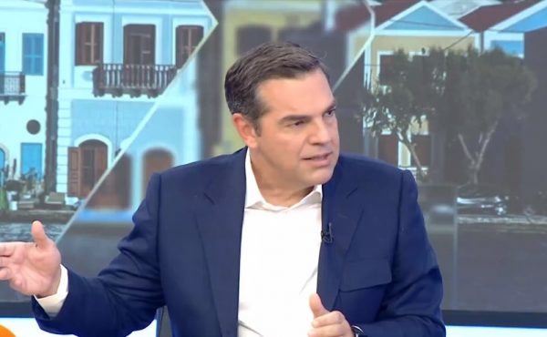 Τσίπρας: Αν είχα να μοιράσω 50 δισ. και όχι να μαζέψω 37 θα έβγαινα πρωθυπουργός για όσο ήθελα