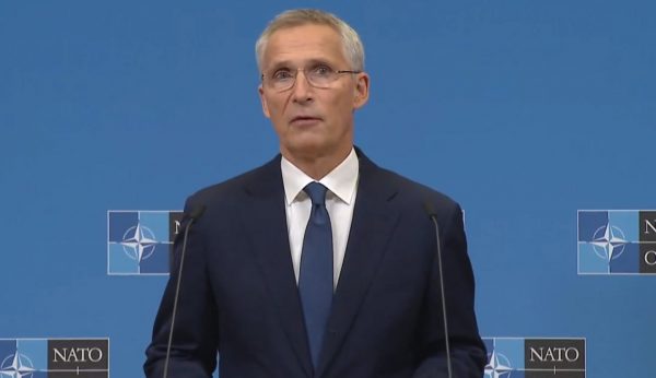 Στόλτενμπεργκ: Οι χώρες μέλη του ΝΑΤΟ θα αποφασίσουν για το αίτημα ένταξης της Ουκρανίας, δήλωσε ο ΓΓ της Συμμαχίας