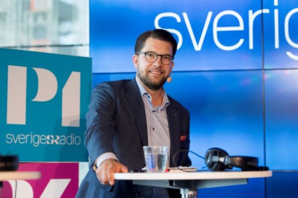 Γίμι Όκεσον: Ο ακροδεξιός που θέλει να «αλώσει» τη Σουηδία